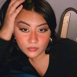 Meet your Posher, Delma